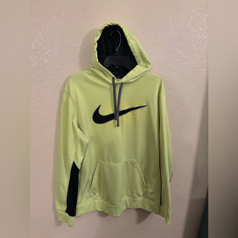 Nike Unisex Therma-Fit Neon Yellow Fleece-Lined Vented Hood Hoodie, Size L